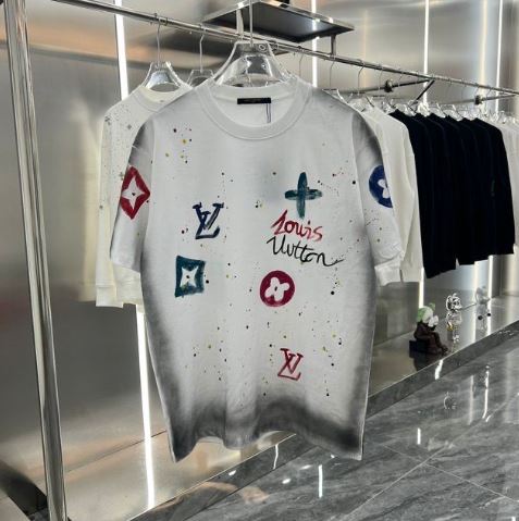 The History of Fashion: A Focus on Premium and Luxury T-Shirts for&nbsp;Men